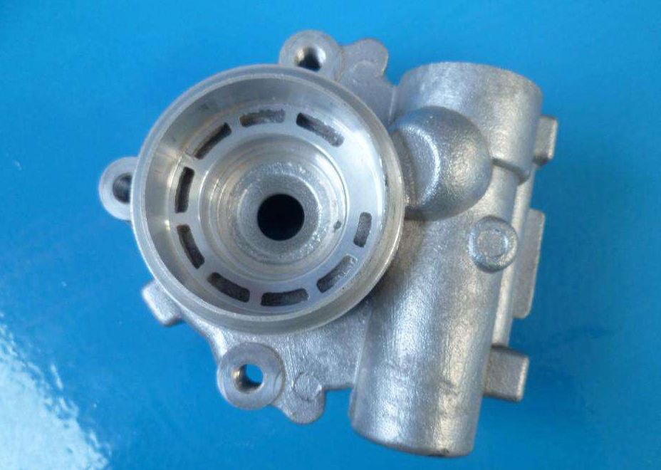 鋁壓鑄件表面氧化的原因有哪些？